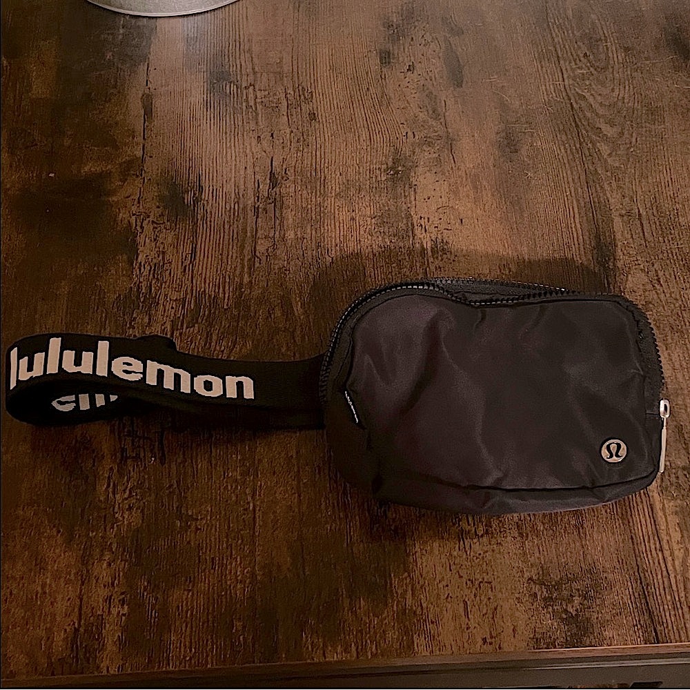 lululemon athletica Black Belt Bag